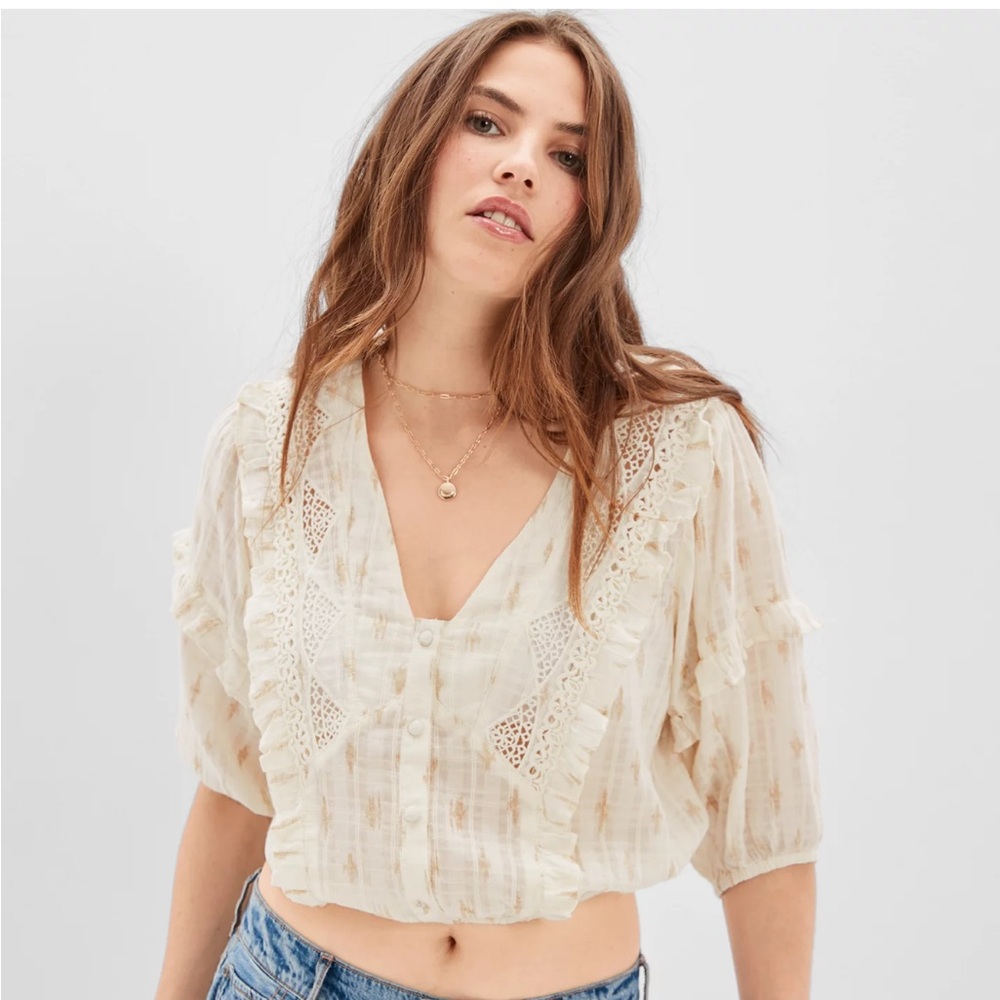 American Eagle Outfitters Button-Up Bubble Blouse Crop Top